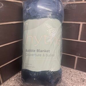 Hythe Bubble Blanket
